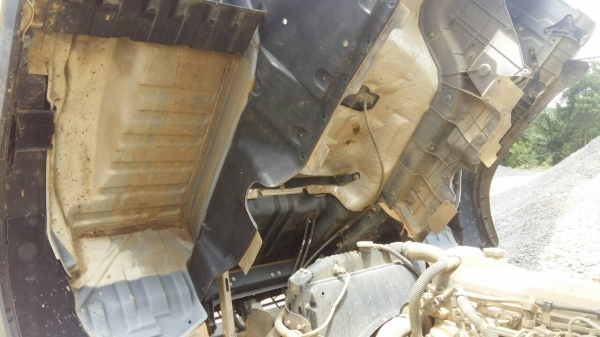 รถฮีโน่ 10 ล้อดั้ม FM8J  251 แรงม้า. ปี 56 ( รถวิ่ง 1x,xxx กว่า กม. ) , ( มีขาย 2 คัน. )      สนใจติดต่อ 081 - 6079515