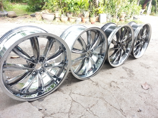 ขอบ20  2คู่ สวยๆ 5รูวีโก้