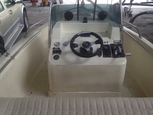 ขออนุญาติขายคับ...มือ2 จ้า.....เรือตกปลาป้อมกลาง 14.6ฟุต เครื่องSuzuki 65 ทริมไฟฟ้า อุปกรณ์สมบูรณ์