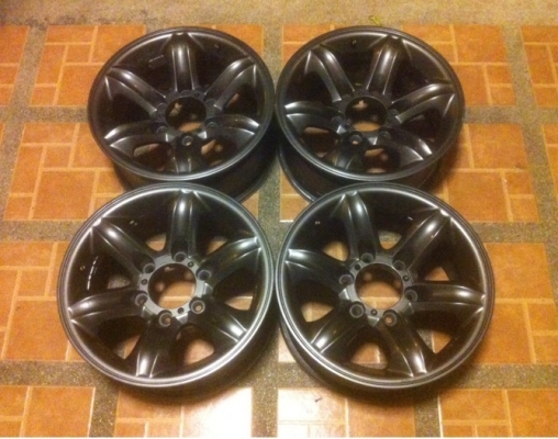 ล้อแม็กเล็บเหยี่ยว isuzu แท้ ขอบ16 สภาพสวย