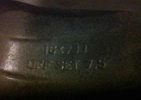 ล้อแม็กเล็บเหยี่ยว isuzu แท้ ขอบ16 สภาพสวย