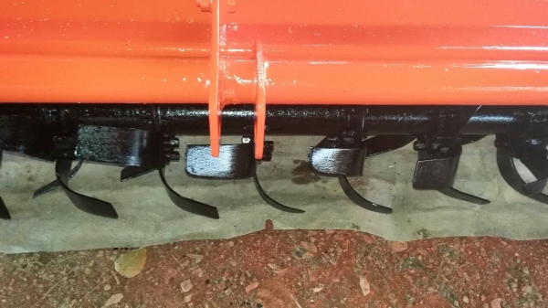 ขายโรตารี่182ตราช้างใช้กับรถ.36..45..47..50.แรงขึ้น ขายโรตารี่182ตราช้างใช้กับรถ.36..45..47..50.แรงขึ้น