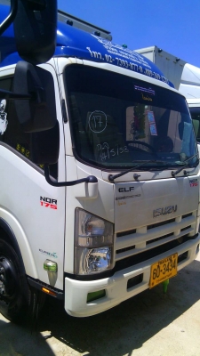 มี7คัน อีซูซุ NQR175แรง ปี56 ช่วงยาว5.50ม บรรทุกตู้แห้ง สภาพสวยจิ๊ปเดิมๆทุกคัน เอกสารทะเบียนพร้อมโอน  (ด่วนๆรถมีแค่7คันสวย)