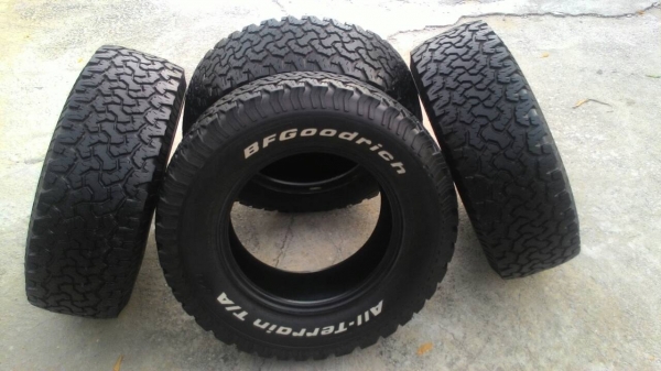 ขายยาง BF All 265/70R17