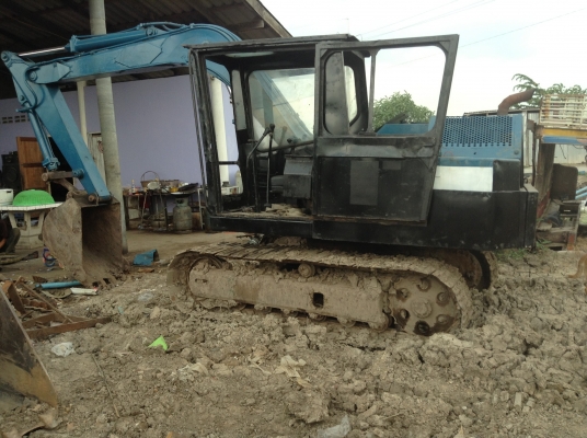 ขาย KOMATSU 10HT สภาพสวยพร้อมใช้งาน เครื่องดีช่วงล่างดี ใบเเทร็กครบ ราคาต่อรองได้