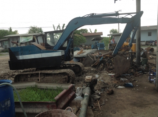 ขาย KOMATSU 10HT สภาพสวยพร้อมใช้งาน เครื่องดีช่วงล่างดี ใบเเทร็กครบ ราคาต่อรองได้