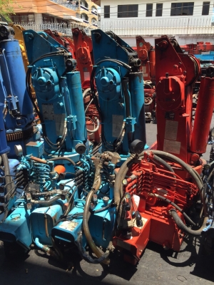 จำหน่ายเครน 2 ถึง 5 ตัน ติดรถบรรทุก