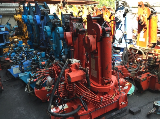 จำหน่ายเครน 2 ถึง 5 ตัน ติดรถบรรทุก