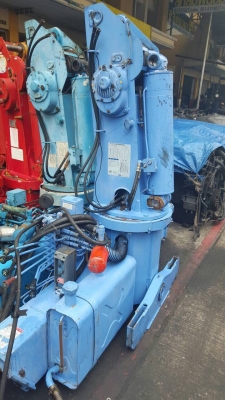 จำหน่ายเครน 2 ถึง 5 ตัน ติดรถบรรทุก