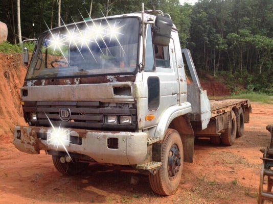 10 ล้อท้ายลาด 230 แรง ปี2538 สถาพดีใช้ได้ รถสีไม่ค่อยสวย รถมีสนิมบ้างตามสภาพต้องเอาไปเก็บงานบ้าง เล่มพร้อม