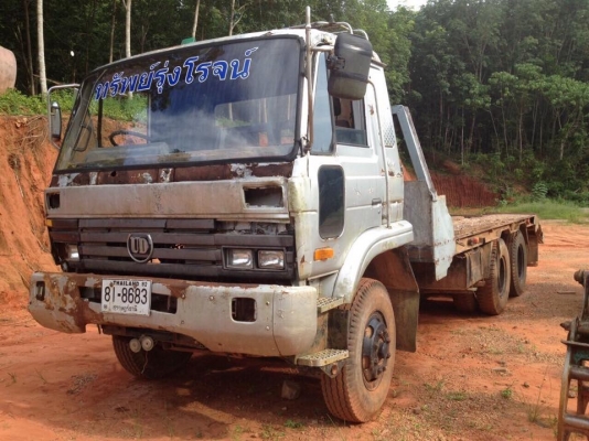 10 ล้อท้ายลาด 230 แรง ปี2538 สถาพดีใช้ได้ รถสีไม่ค่อยสวย รถมีสนิมบ้างตามสภาพต้องเอาไปเก็บงานบ้าง เล่มพร้อม