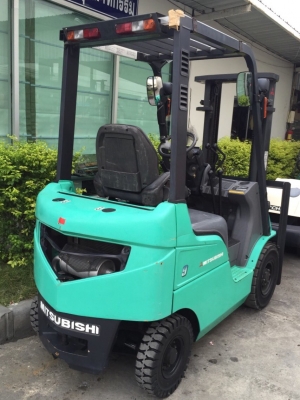 ขายด่วนรถยกโฟร์คลิฟท์ 1 ตัน ยี่ห้อMITSUBISHI (รุ่นใหม่ล่าสุด) ขายด่วนรถยกโฟร์คลิฟท์ 1 ตัน ยี่ห้อMITSUBISHI (รุ่นใหม่ล่าสุด)