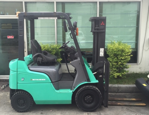 ขายด่วนรถยกโฟร์คลิฟท์ 1 ตัน ยี่ห้อMITSUBISHI (รุ่นใหม่ล่าสุด) ขายด่วนรถยกโฟร์คลิฟท์ 1 ตัน ยี่ห้อMITSUBISHI (รุ่นใหม่ล่าสุด)