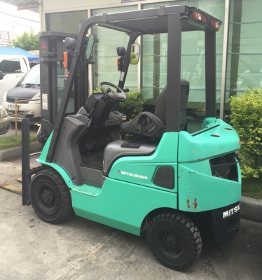 ขายด่วนรถยกโฟร์คลิฟท์ 1 ตัน ยี่ห้อMITSUBISHI (รุ่นใหม่ล่าสุด) ขายด่วนรถยกโฟร์คลิฟท์ 1 ตัน ยี่ห้อMITSUBISHI (รุ่นใหม่ล่าสุด)