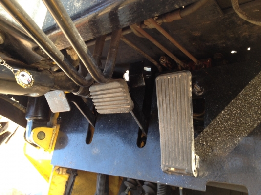 ขายรถยกTCMเครื่องเบนซินZ24ยกได้2ตันเสาสูง4.ม.สภาพสวยยางใหม่ขายราคา125000฿โทร0984980081คับ ขายรถยกTCMเครื่องเบนซินZ24ยกได้2ตันเสาสูง4.ม.สภาพสวยยางใหม่ขายราคา125000฿โทร0984980081คับ