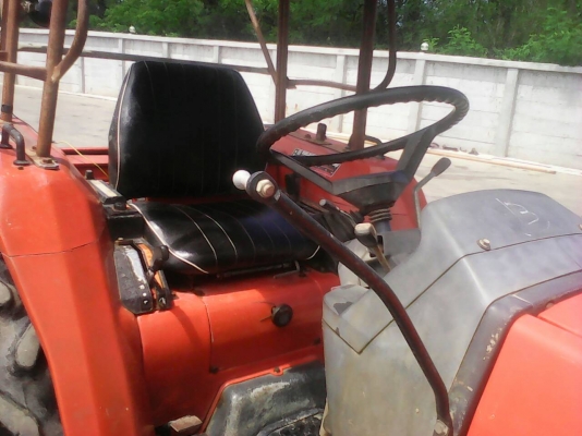 แทรคเตอร์คูโบต้า GL23 พร้อมล้อเหล็กและโรตารี่ แทรคเตอร์คูโบต้า GL23 พร้อมล้อเหล็กและโรตารี่