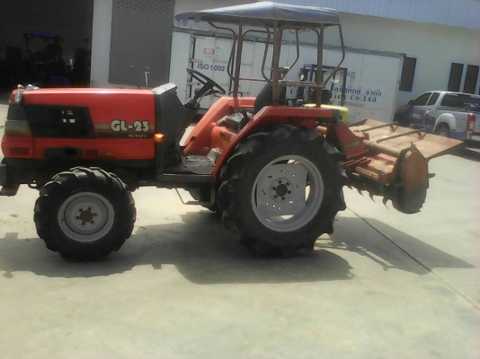 แทรคเตอร์คูโบต้า GL23 พร้อมล้อเหล็กและโรตารี่ แทรคเตอร์คูโบต้า GL23 พร้อมล้อเหล็กและโรตารี่