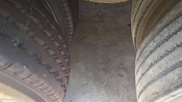 ขายดาวน์รถบรรทุก 24 ล้อพ่วงแม่ลูกดัมพ์ ISUZU DECA 344 แรงม้าปี 2556 ลูกพ่วง 3 เพลาไมล์ 120000 ขายดาวน์ 1350000