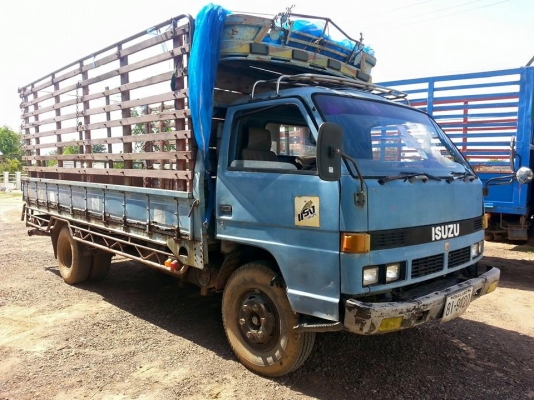 ขายISUZU NPR115แรง เครื่องดี แคชซีสวย สภาพพร้อมใช้งาน เอกสารพร้อมโอน  สนใจโทร 090-8588220คุณนะ 093-3258446คุณบิว ID:narong498 หรือเข้าดูสินค้าอื่นๆได้ที่ www.truck.in.th/498 หรือเพจFacebook ณรงค์ ซื้อขายรถมือสอง (เว็บไซต์ส่วนตัว) หรือFacebook ตลาดรถมือสอง