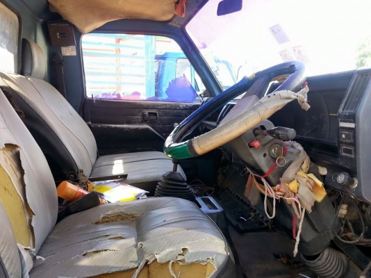 ขายISUZU NPR115แรง เครื่องดี แคชซีสวย สภาพพร้อมใช้งาน เอกสารพร้อมโอน  สนใจโทร 090-8588220คุณนะ 093-3258446คุณบิว ID:narong498 หรือเข้าดูสินค้าอื่นๆได้ที่ www.truck.in.th/498 หรือเพจFacebook ณรงค์ ซื้อขายรถมือสอง (เว็บไซต์ส่วนตัว) หรือFacebook ตลาดรถมือสอง