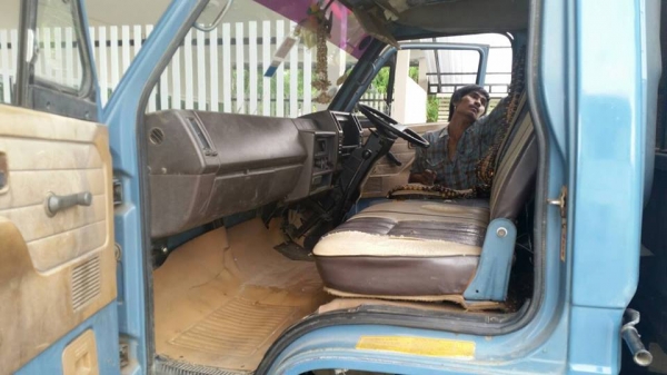 **365,000 บ.ต่อรอง/// 6ล้อNPR 115 เดิมบาง **ขาย ISUZU NPR 115 6ล้อบรรทุก ยอดนิม สวย เดิม บาง ISUZU NPR 79xxxxx (NEW KS) 4BD1-115แรง ฝาขาว เกียร์ยาว รถห้างแท้ เครื่องเดิม เกียร์เดิม เครื่องดี แน่น แรงดี เสียงนิ่ม ไม่มีหอบ เครื่องใส ไม่มีเยิ้ม เกียร์ดี เข้า **365,000 บ.ต่อรอง/// 6ล้อNPR 115 เดิมบาง **ขาย ISUZU NPR 115 6ล้อบรรทุก ยอดนิม สวย เดิม บาง ISUZU NPR 79xxxxx (NEW KS) 4BD1-115แรง ฝาขาว เกียร์ยาว รถห้างแท้ เครื่องเดิม เกียร์เดิม เครื่องดี แน่น แรงดี เสียงนิ่ม ไม่มีหอบ เครื่องใส ไม่มีเยิ้ม เกียร์ดี เข้า