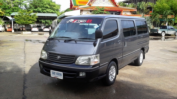 TOYOTA HIACE 3.0 ปี2003