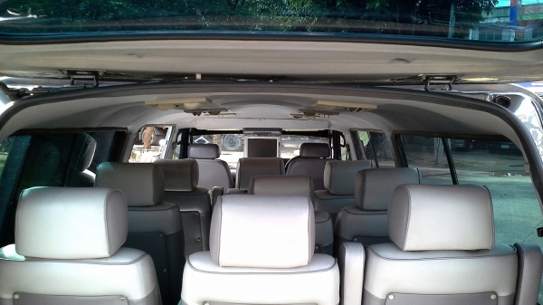 TOYOTA HIACE 3.0 ปี2003