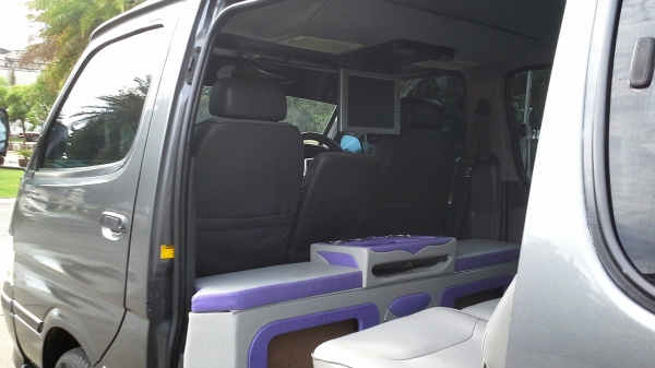 TOYOTA HIACE 3.0 ปี2003