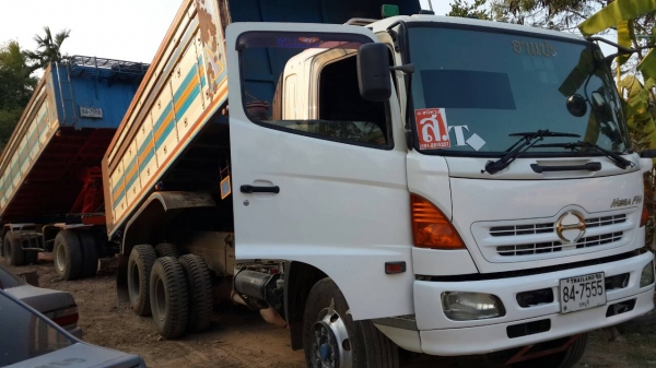 ขายดาวน์รถพ่วง 18 ล้อดั้ม แม่-ลูก กระบะปิเนียม ยี่ห้อ Hino รุ่น Mega FM2P ขายดาวน์รถพ่วง 18 ล้อดั้ม แม่-ลูก กระบะปิเนียม ยี่ห้อ Hino รุ่น Mega FM2P