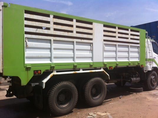 ต้องการขายด่วนรถดั้มไอ้หลงเทอโบอินเตอร์เครื่อง225แรงยางเต็มปี58สภาพ95\% ต้องการขายด่วนรถดั้มไอ้หลงเทอโบอินเตอร์เครื่อง225แรงยางเต็มปี58สภาพ95\%