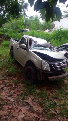 ดีเเมกค์เเคป เครื่องเกียรสวยมากเเยกขายได้ทุกอย่างหรือกระบะเเละช่วงล่างทะเบียนเเจ้งจอด