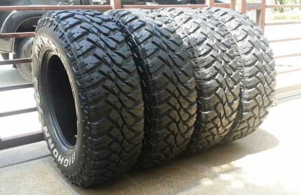 ยาง Mud Maxxis 245 75 16 กลางปี10 ดอกเยอะใช้ได้อีกหลายปี