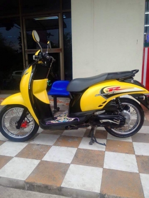 Honda Scoopy i ปี 2554 ลาย Fun รถสวยเดิมๆเลย สภาพดี หัวฉีดประหยัดน้ำมัน Honda Scoopy i ปี 2554 ลาย Fun รถสวยเดิมๆเลย สภาพดี หัวฉีดประหยัดน้ำมัน