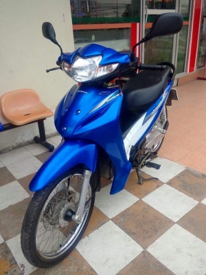 Honda Wave 110 i ปี 2556 สีน้ำเงินขาว รถอย่างสวย เครื่องเดิมๆ ประหยัดน้ำมันสุดๆ Honda Wave 110 i ปี 2556 สีน้ำเงินขาว รถอย่างสวย เครื่องเดิมๆ ประหยัดน้ำมันสุดๆ