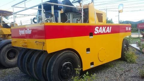 ขายรถบด9 ล้อSAKAI TS 90 รถสวยพร้อมใช้เอกสารพรัอมราคา 495,000