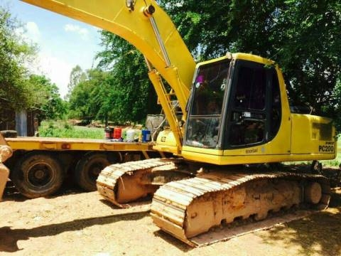 ขายรถแบคโฮ KOMATSU pc 200-6ไฟฟ้าครบช่วงล่างดีเอกสารพร้อมราคา 999,000