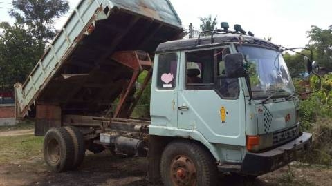 ขายรถหกล้อดั้มราคาพิเศษ 415,000 MITSU FUSO เครื่องเกีบร์ Hino 185 (HO7C) หัวบาง ยาง900ขอบ20 เบรคทิฟฟี่ พวงมาลัยเพาเวอร์ เล่มทะเบียนพร้อมโอน