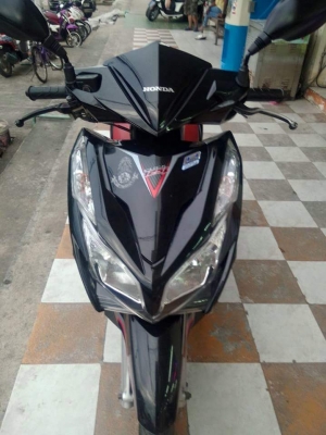 Honda Click 125 i ปี 2556 สีดำ รุ่น idling stop (ล้อแม็กซ์แท้) ตัวท๊อปสุด สวยสปอร์ตฝุดๆ Honda Click 125 i ปี 2556 สีดำ รุ่น idling stop (ล้อแม็กซ์แท้) ตัวท๊อปสุด สวยสปอร์ตฝุดๆ