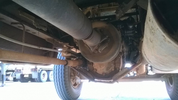 ขายไอ้หลง FN527M-TD เครื่อง 6D16 195 แรงม้า เพลาบุ๋ม คัสซีสวยตลอดเส้น เกียร์ 10 สปีด ทะเบียนพร้อมโอน จัดแนนซ์ให้ด้วยครับ