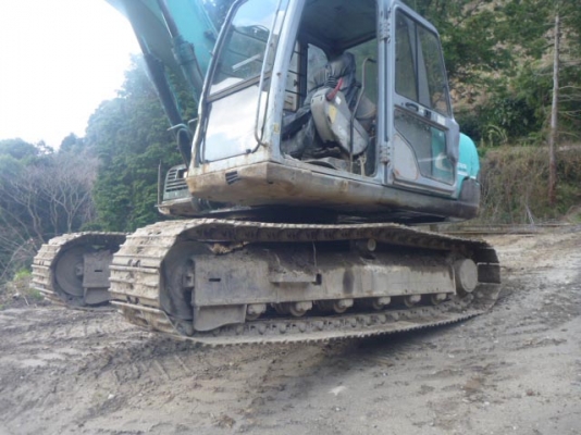 ขาย Kobelco SK120-3 อาร์มพิเศษพร้อมไลน์หัวหัวเจาะ แทรค70ซม. ราคาไม่แพงครับ