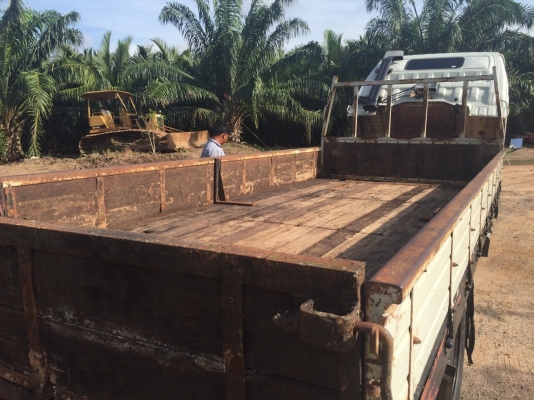 ขายรถ6ล้อรั้ว HINO FB2WGKA เครื่อง 120แรงม้า กะบะยาว5เมตร สนใจโทร 081-970-1072