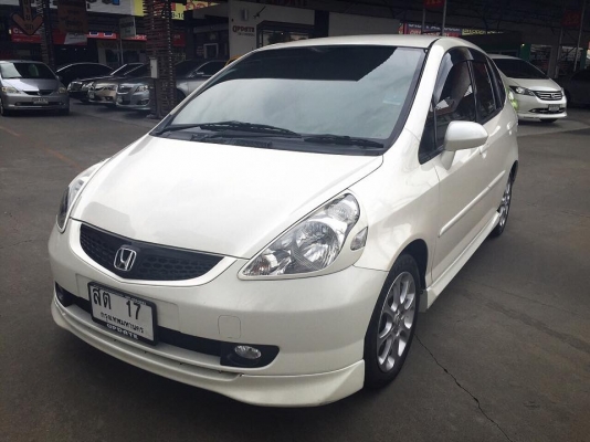 Honda Jazz Cool สีขาวมุก TOP สุด รถบ้าน ขายถูก สวยระดับนางฟ้า ยังอาย