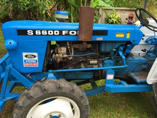 รถไถFord 2080 4WD 2เพลา  มีดันหน้า ผาน 3 แถมเวทถ่วงล้อ ยางหลังใหม่ เครื่องแรง พร้อมใช้งาน ราคาต่อรองได้ครับ