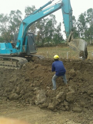 ขายรถแม็คโครpc130 รุ่น5 สภาพดีพร้อมทำงานราคาประหยัด ขายรถแม็คโครpc130 รุ่น5 สภาพดีพร้อมทำงานราคาประหยัด