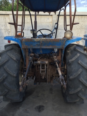 แทรคเตอร์อิเซกิ TS3110 31 แรง สองเพลา พร้อมใบดันดิน