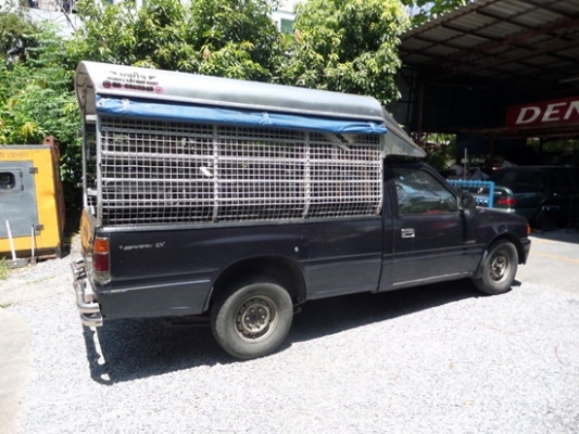 อีซูซุตอนเดียว TFR 2500 SPARK EX ปี 1995