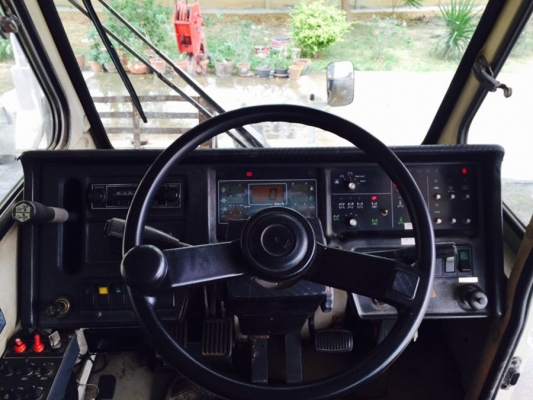 เครน KATO KR25-HV   รถ 25 ตัน YEAR 1992 ขา ไขว้ เพาเวอร์ จิฟ