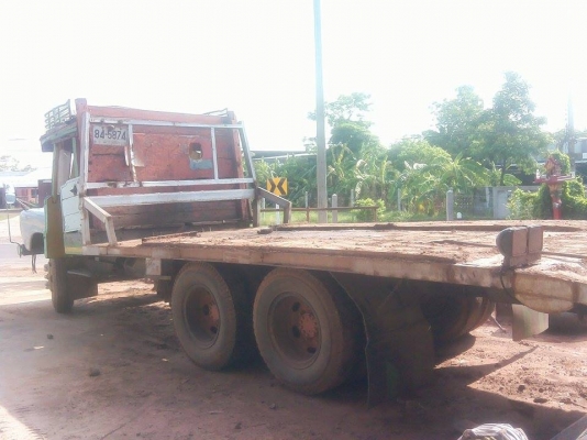 ขายสิบล้อหัวยาว หางปลา