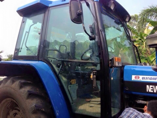 ขาย new holland7840 เกียร์ธรรมดา ขาย new holland7840 เกียร์ธรรมดา