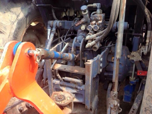 ขาย new holland7840 เกียร์ธรรมดา ขาย new holland7840 เกียร์ธรรมดา